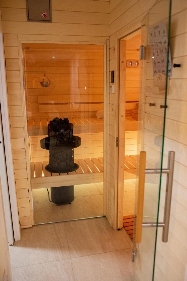 Sauna Studio Near Centre/Airport Prag Exteriör bild